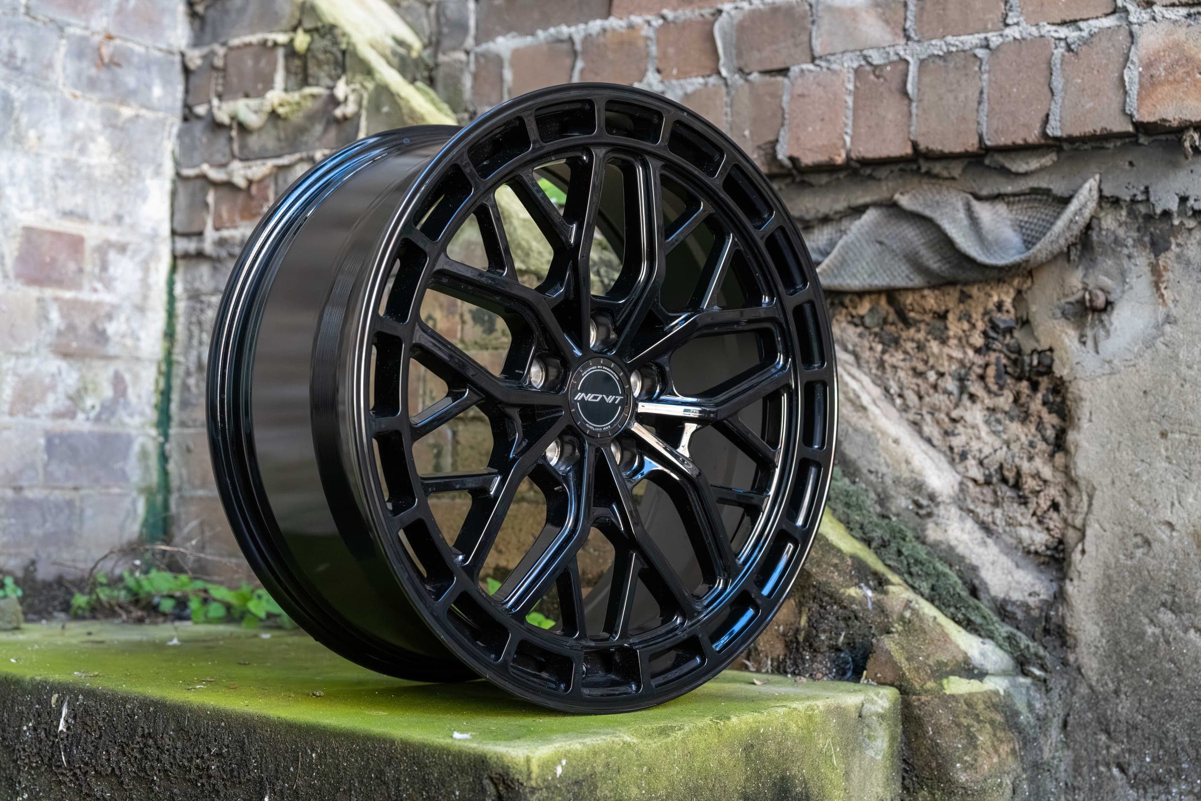 VORTEX II — Black Satin Lacquer